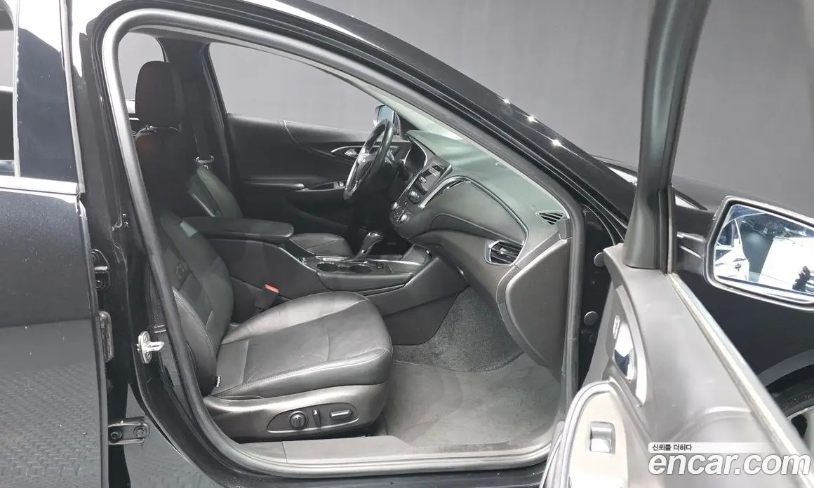 Chevrolet Malibu 2018 2.0 автомат (гидро), фото 17