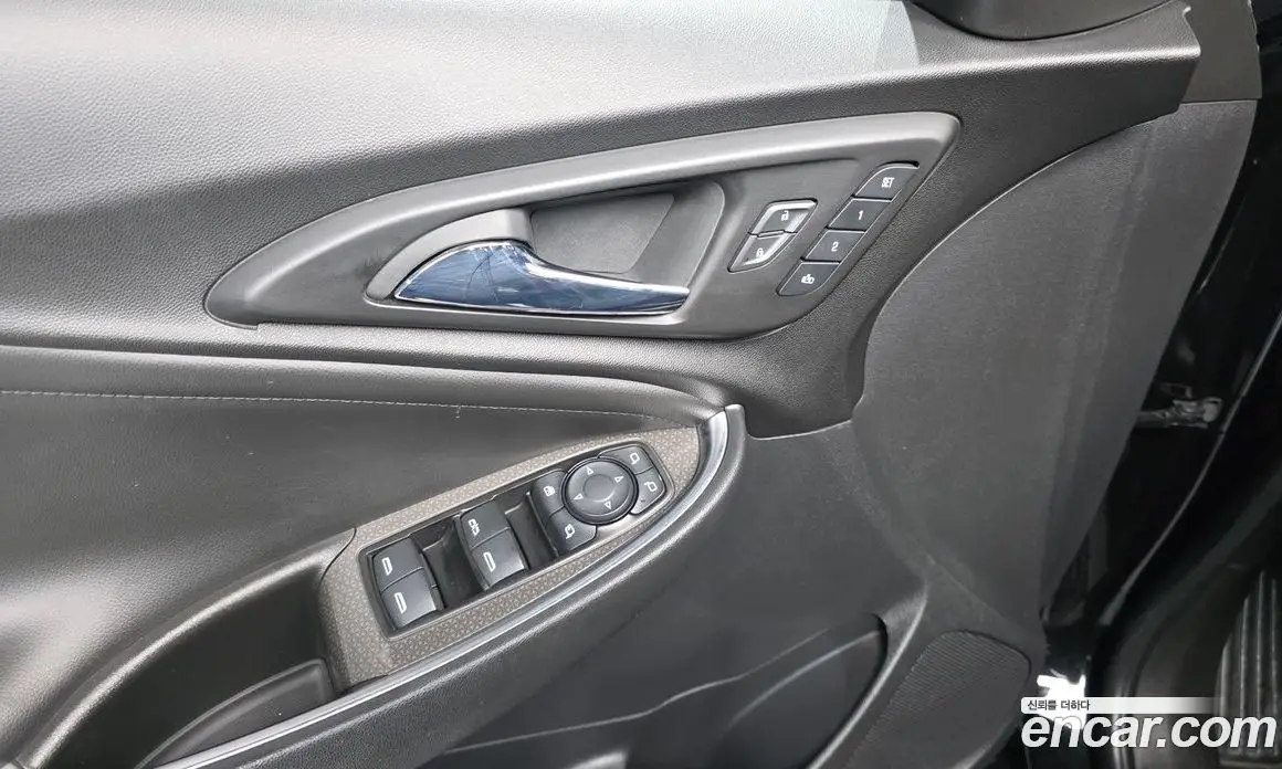 Chevrolet Malibu 2018 2.0 автомат (гидро), фото 30