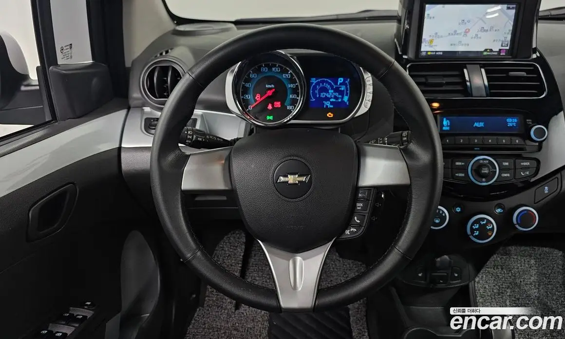 Chevrolet Spark 2015 1.0 автомат (гидро), фото 14