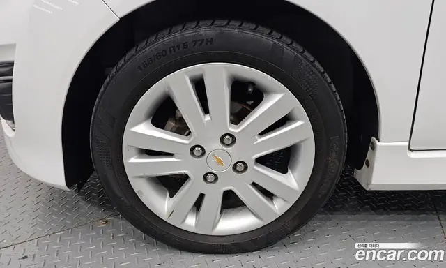Chevrolet Spark 2015 1.0 автомат (гидро), миниатюра 5