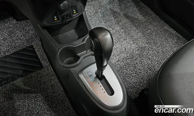 Chevrolet Spark 2015 1.0 автомат (гидро), миниатюра 9
