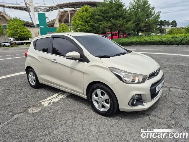 Chevrolet Spark 2015 1.0 автомат (гидро), миниатюра 2
