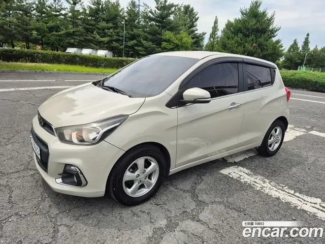 Chevrolet Spark 2015 1.0 автомат (гидро), миниатюра 3
