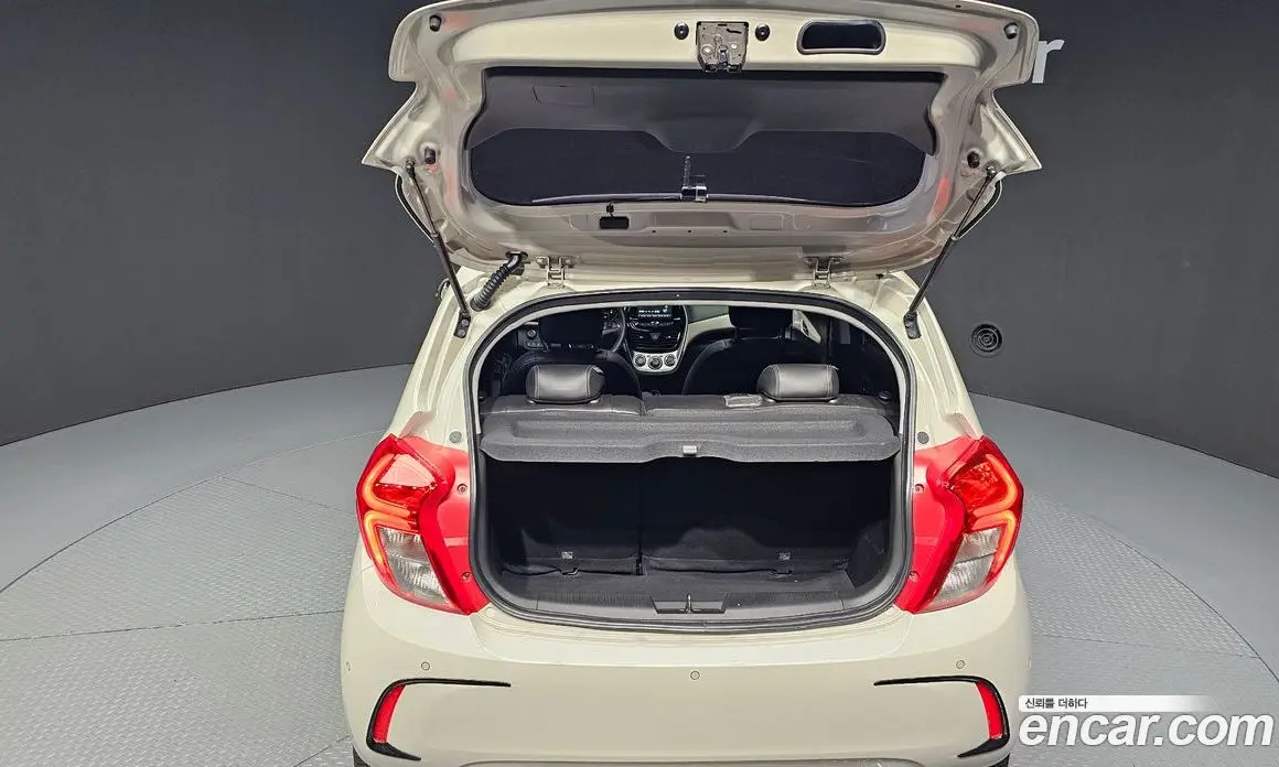 Chevrolet Spark 2016 1.0 автомат (гидро), фото 20