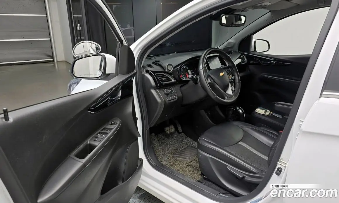 Chevrolet Spark 2019 1.0 автомат (гидро), фото 13 Chevrolet Spark 2019 1.0 автомат (гидро), фото 13