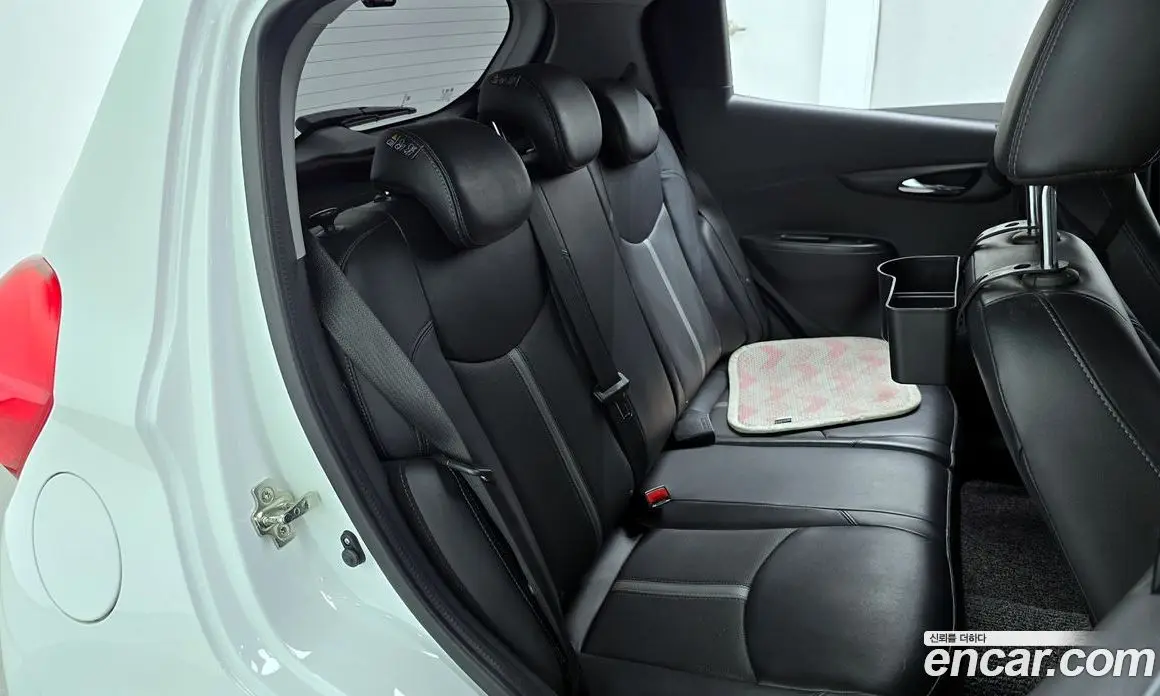 Chevrolet Spark 2019 1.0 автомат (гидро), фото 16 Chevrolet Spark 2019 1.0 автомат (гидро), фото 16