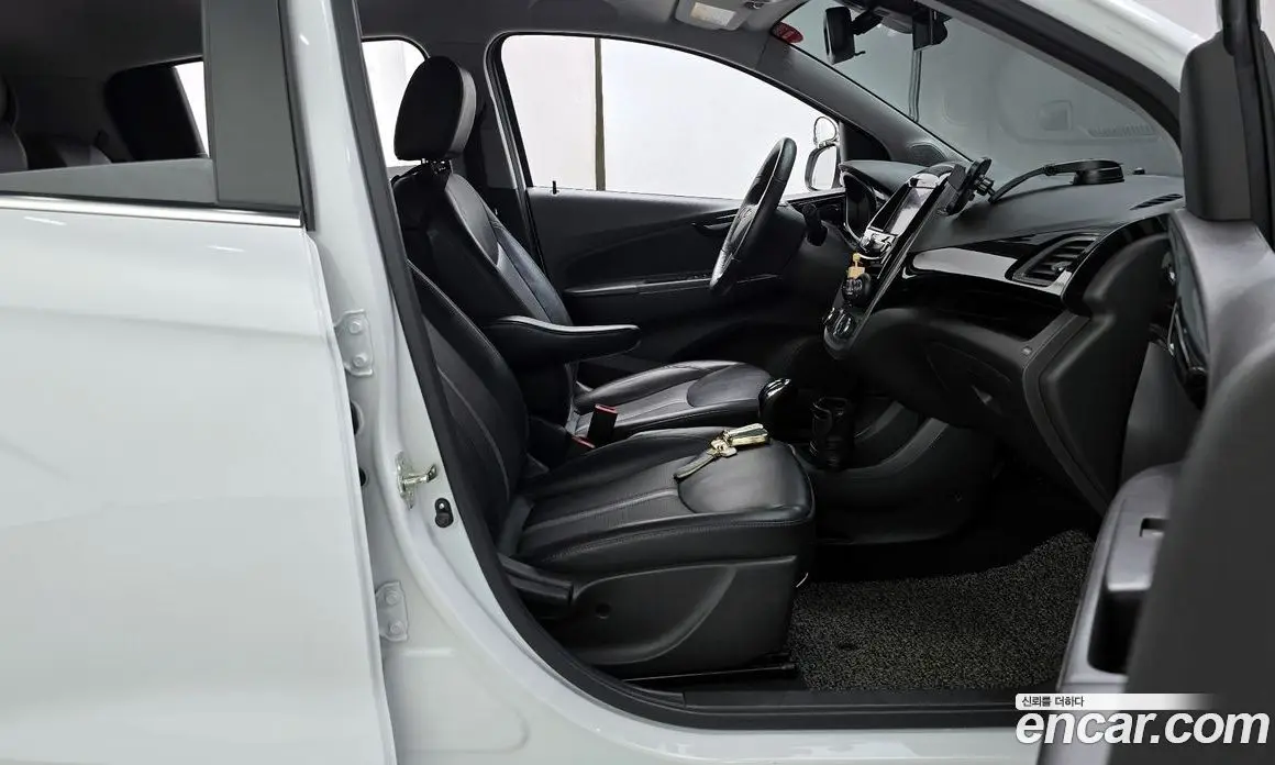 Chevrolet Spark 2019 1.0 автомат (гидро), фото 17 Chevrolet Spark 2019 1.0 автомат (гидро), фото 17