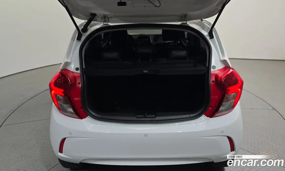 Chevrolet Spark 2019 1.0 автомат (гидро), фото 26 Chevrolet Spark 2019 1.0 автомат (гидро), фото 26