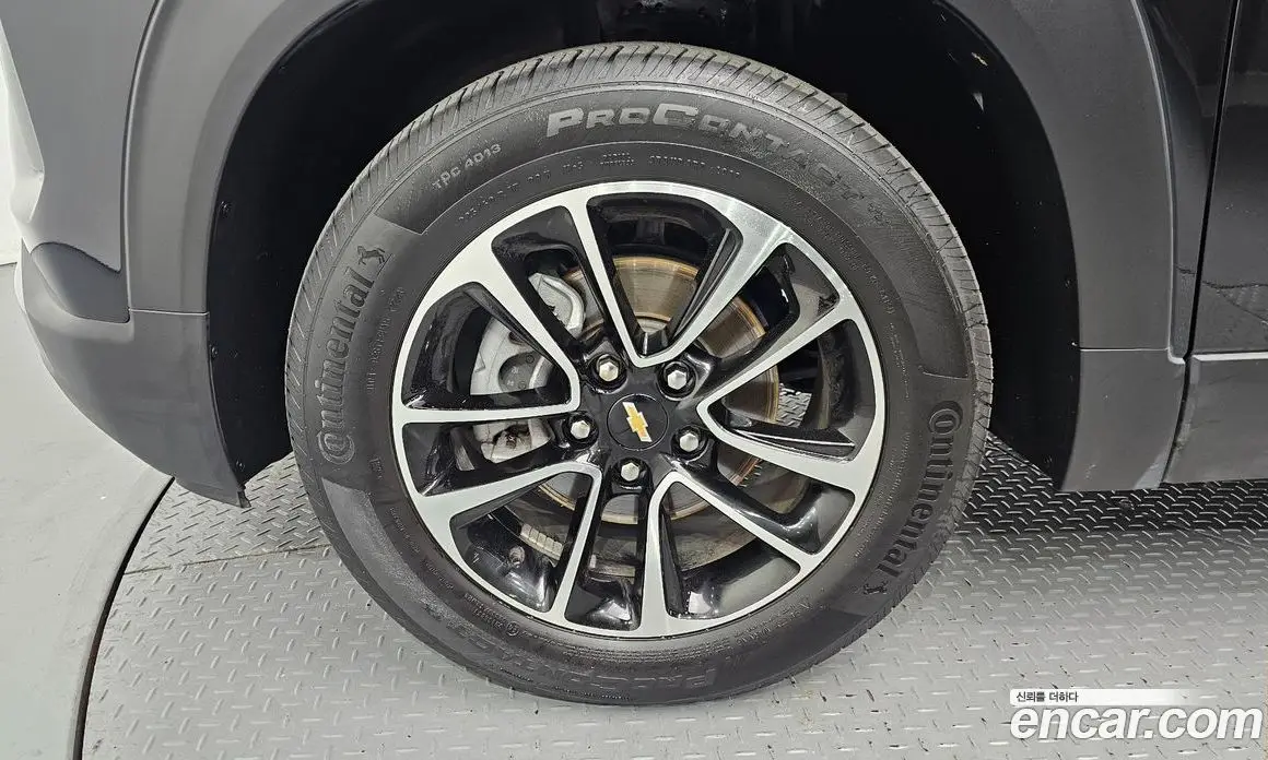Chevrolet TrailBlazer 2023 1.3 автомат (гидро), фото 5