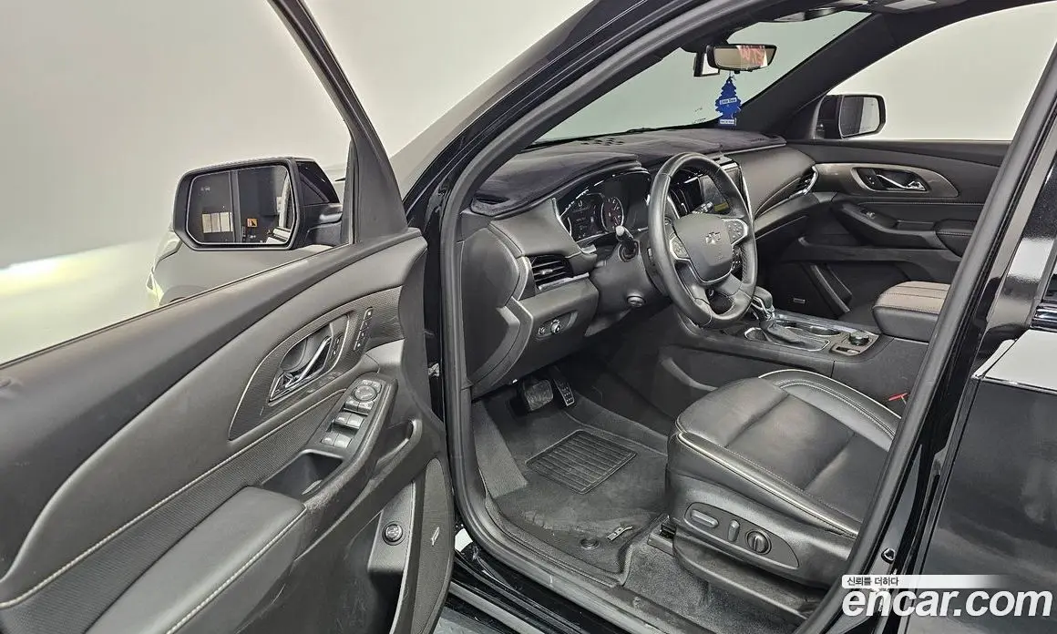 Chevrolet Traverse 2023 3.6 автомат (гидро), фото 13
