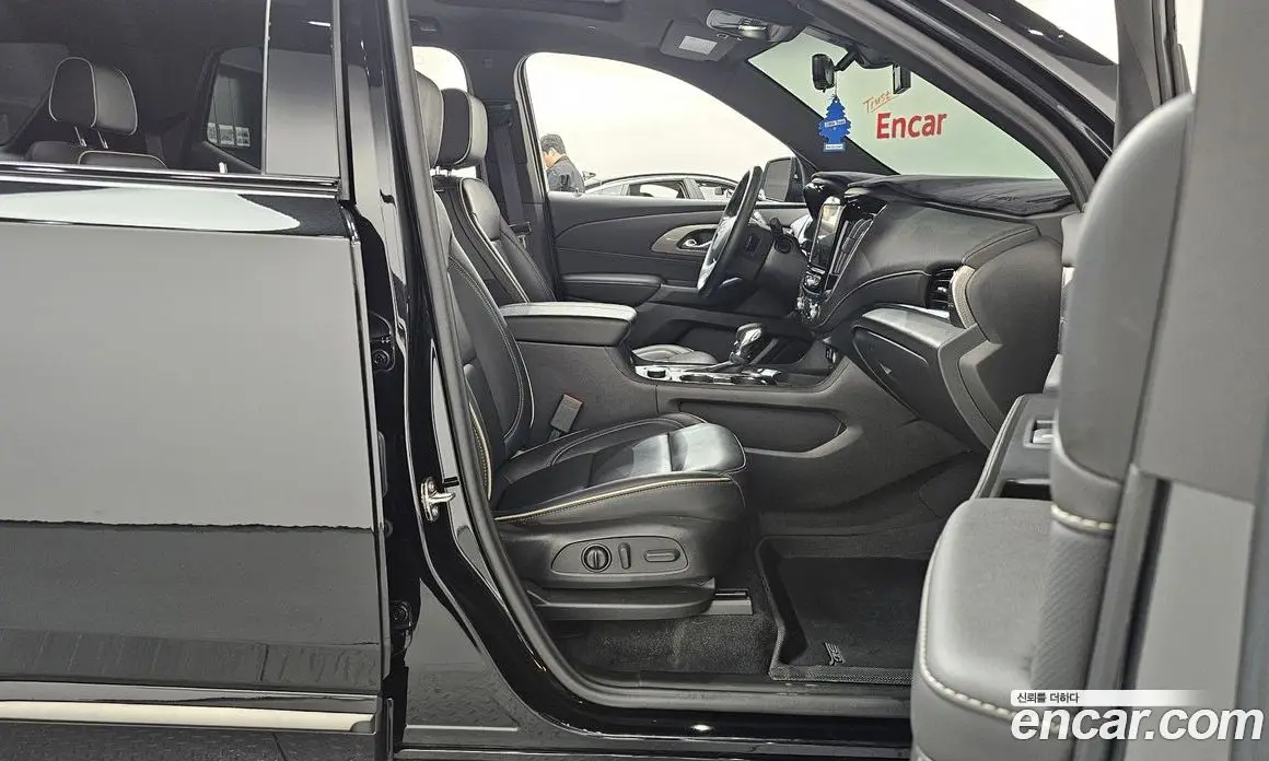 Chevrolet Traverse 2023 3.6 автомат (гидро), фото 16