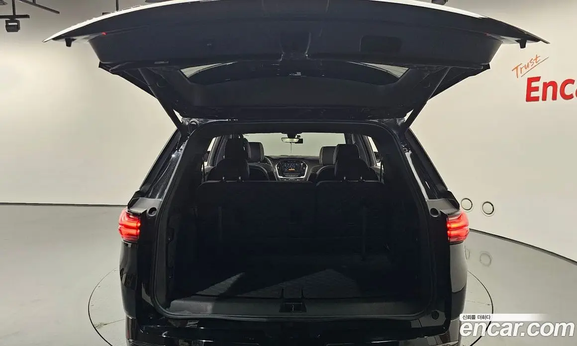 Chevrolet Traverse 2023 3.6 автомат (гидро), фото 26