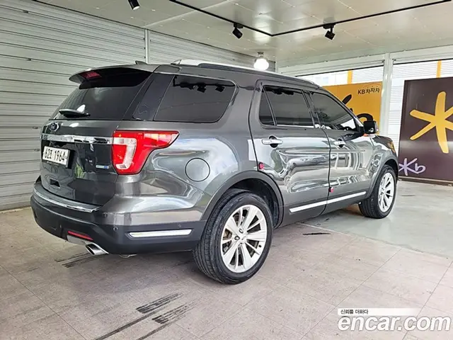Ford Explorer 2019 2.3 автомат (гидро), миниатюра 2