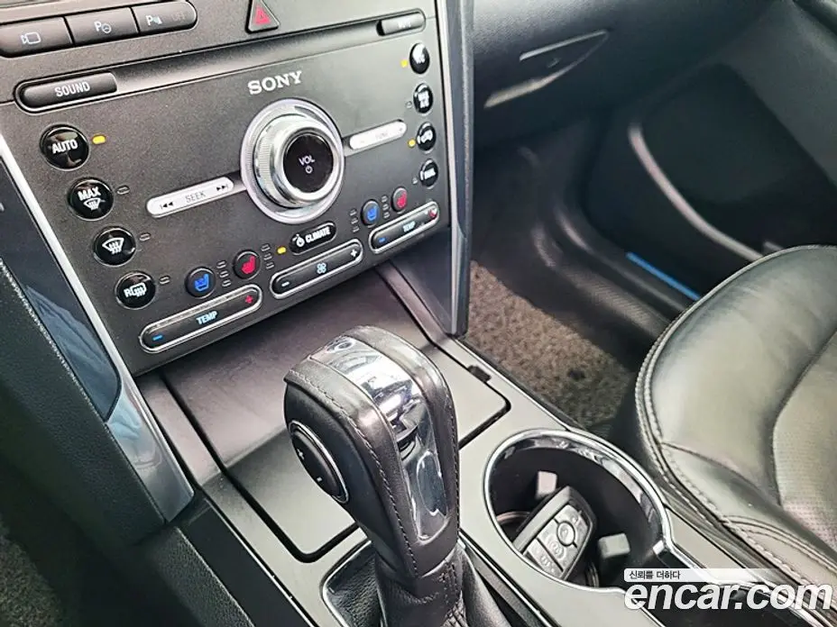 Ford Explorer 2019 2.3 автомат (гидро), фото 14