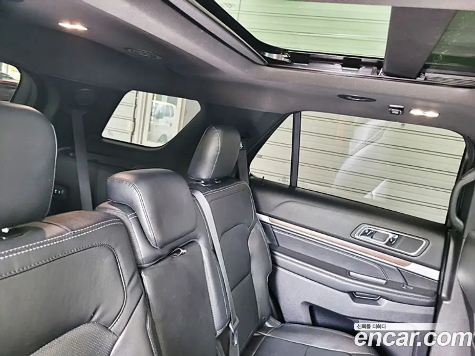 Ford Explorer 2019 2.3 автомат (гидро), фото 17