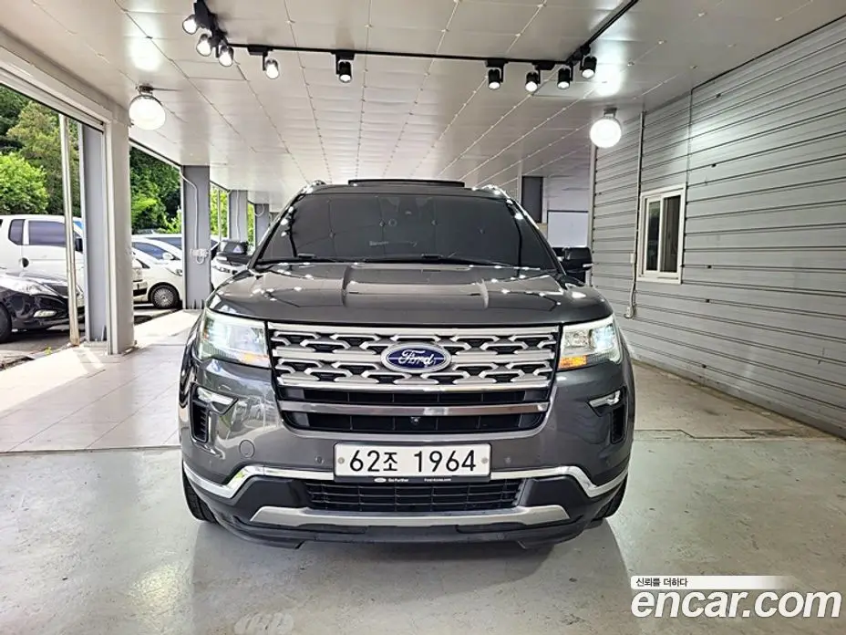 Ford Explorer 2019 2.3 автомат (гидро), фото 3