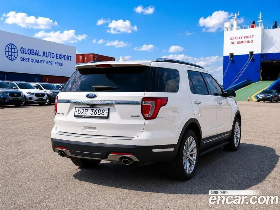 Ford Explorer 2019 2.3 автомат (гидро), фото 4