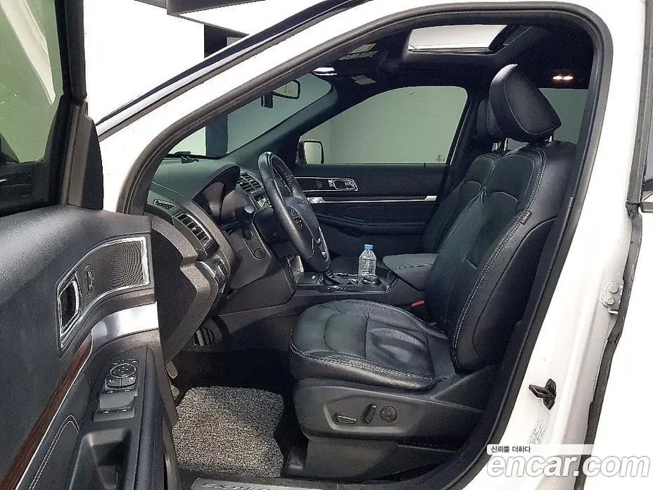 Ford Explorer 2019 2.3 автомат (гидро), фото 7