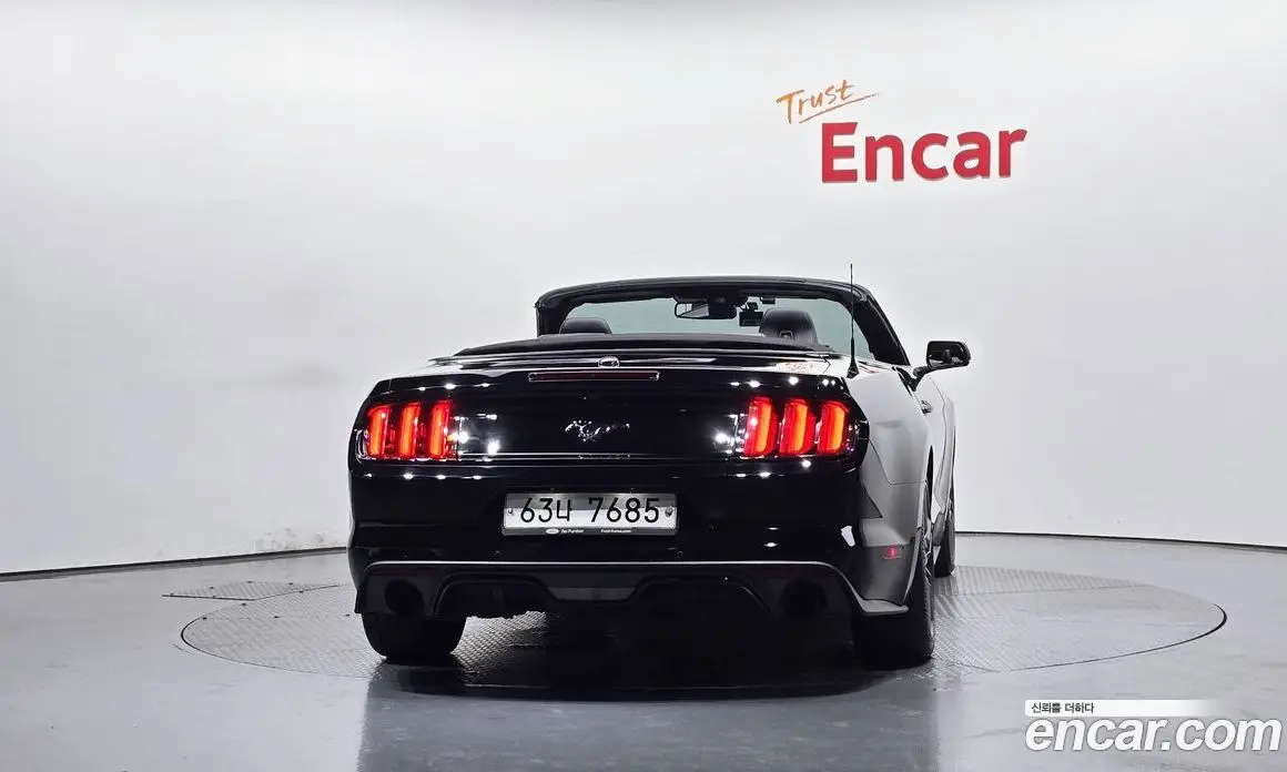 Ford Mustang 2017 2.3 автомат (гидро), фото 4 Ford Mustang 2017 2.3 автомат (гидро), фото 4