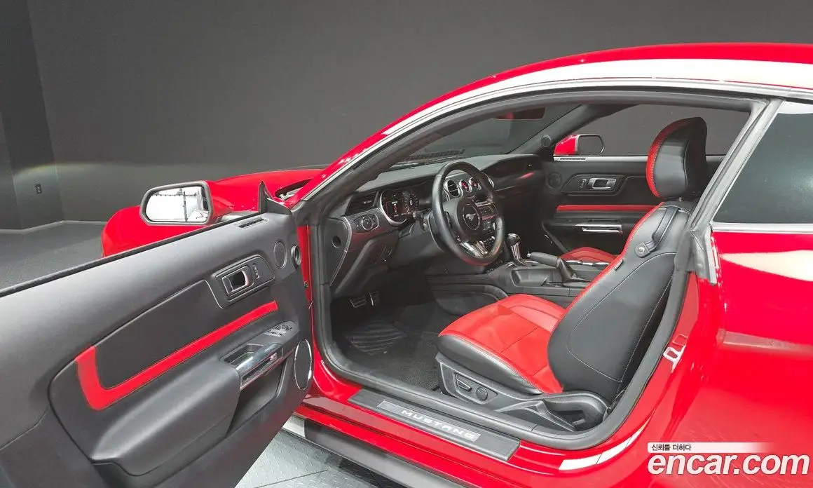 Ford Mustang 2020 5.0 автомат (гидро), фото 13