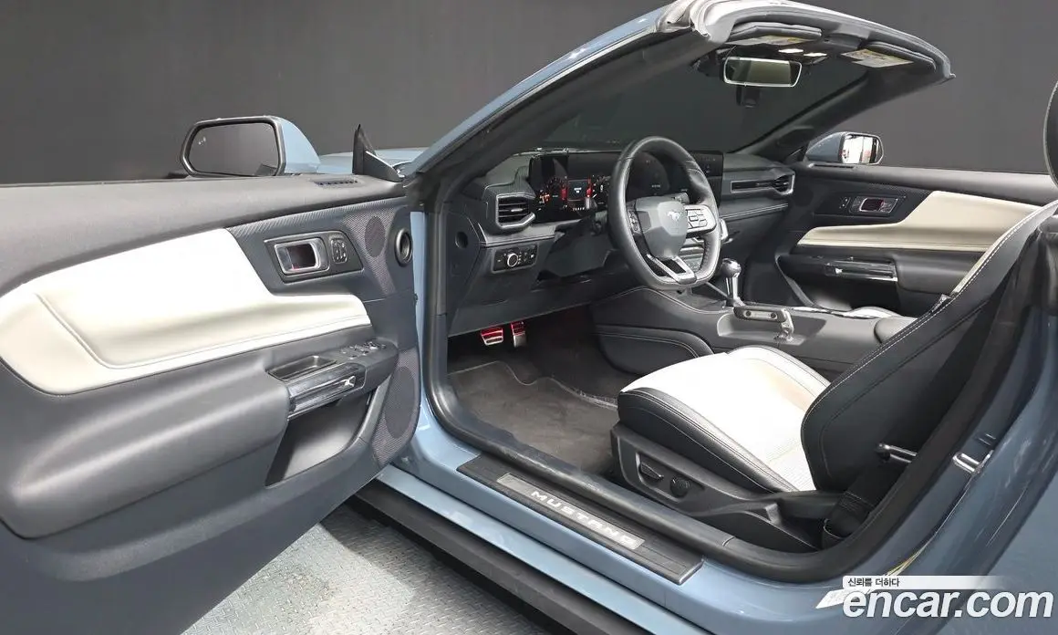 Ford Mustang 2024 2.3 автомат (гидро), фото 13