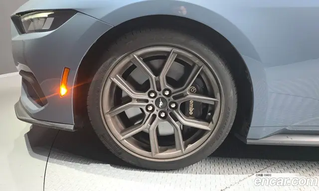 Ford Mustang 2024 2.3 автомат (гидро), миниатюра 5