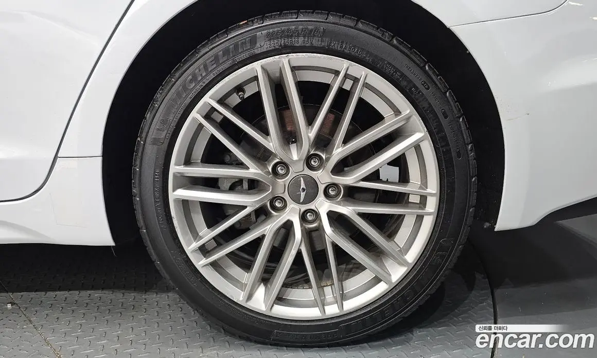 Genesis G70 2019 2.0 автомат (гидро), фото 7