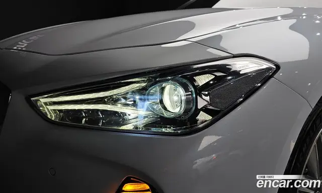 Genesis G70 2019 2.0 автомат (гидро), миниатюра 8