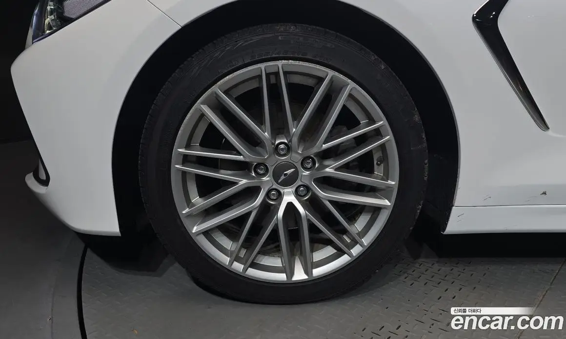 Genesis G70 2020 2.0 автомат (гидро), фото 5