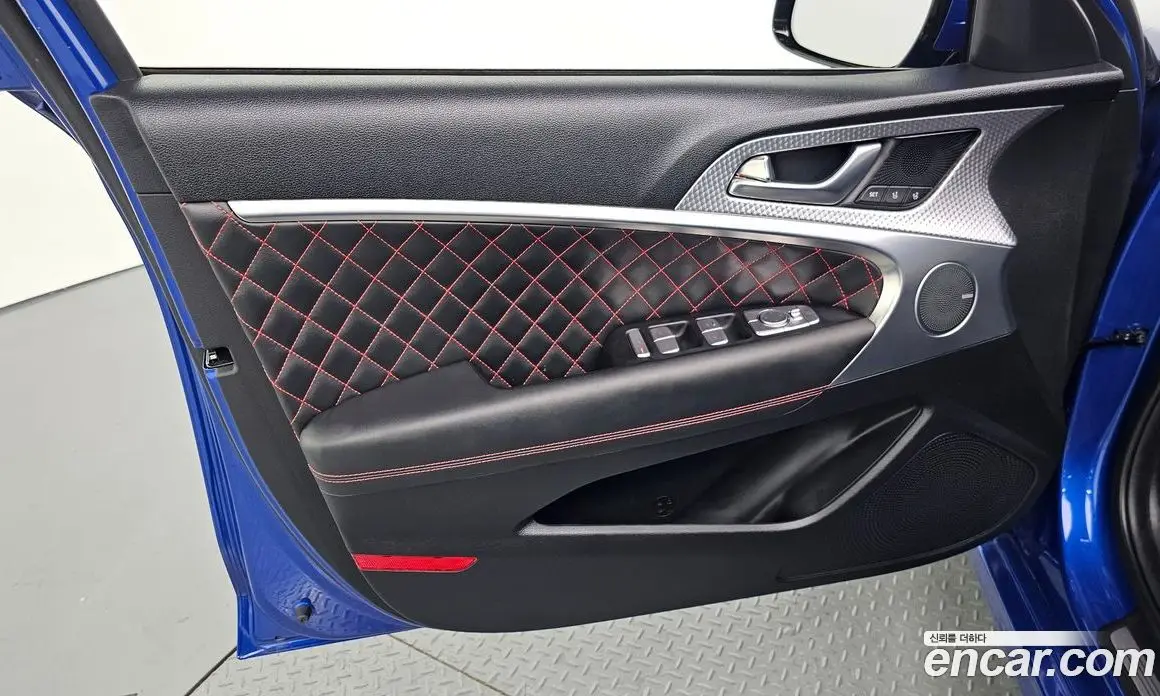 Genesis G70 2021 2.0 автомат (гидро), фото 14