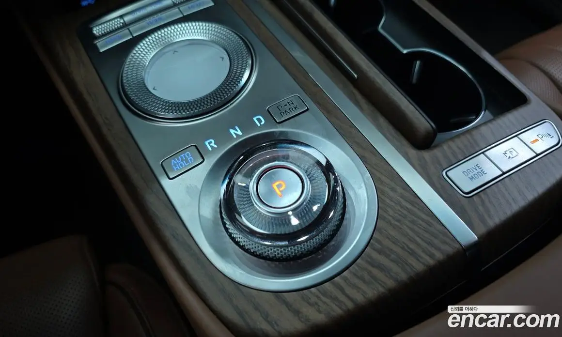 Genesis G80 2022 0.2 автомат (гидро), фото 12