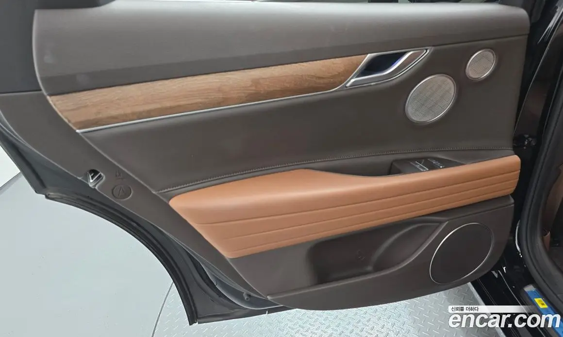 Genesis G80 2022 0.2 автомат (гидро), фото 15
