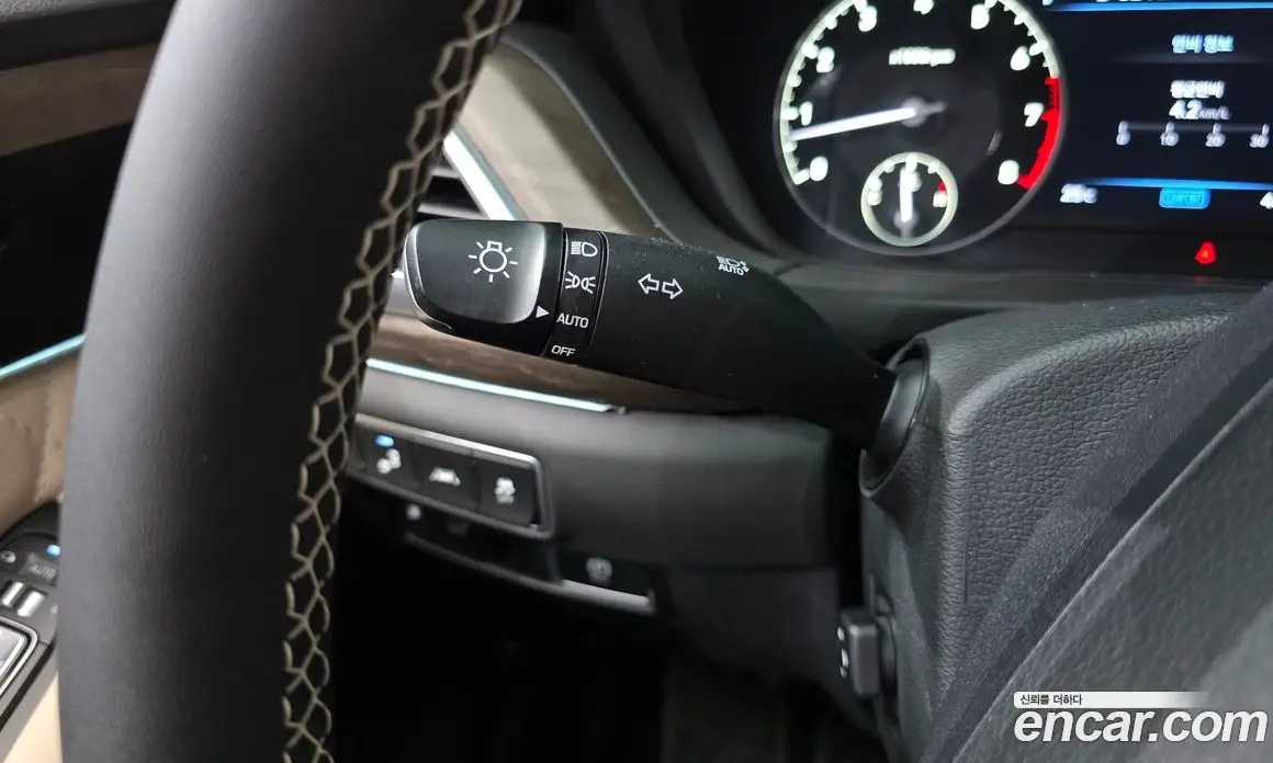 Genesis G90 2019 3.8 автомат (гидро), фото 26