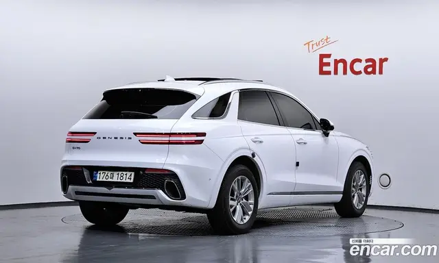 Genesis GV70 2021 2.5 автомат (гидро), миниатюра 2