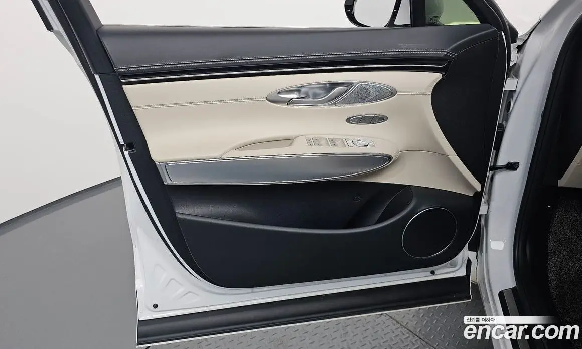 Genesis GV70 2021 2.5 автомат (гидро), фото 14