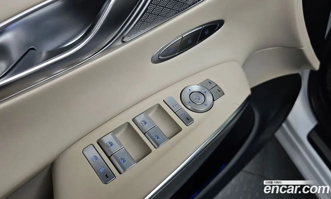 Genesis GV70 2021 2.5 автомат (гидро), фото 30
