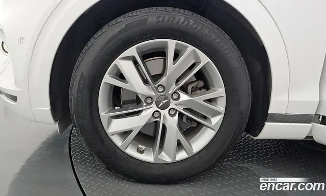 Genesis GV70 2021 2.5 автомат (гидро), миниатюра 5