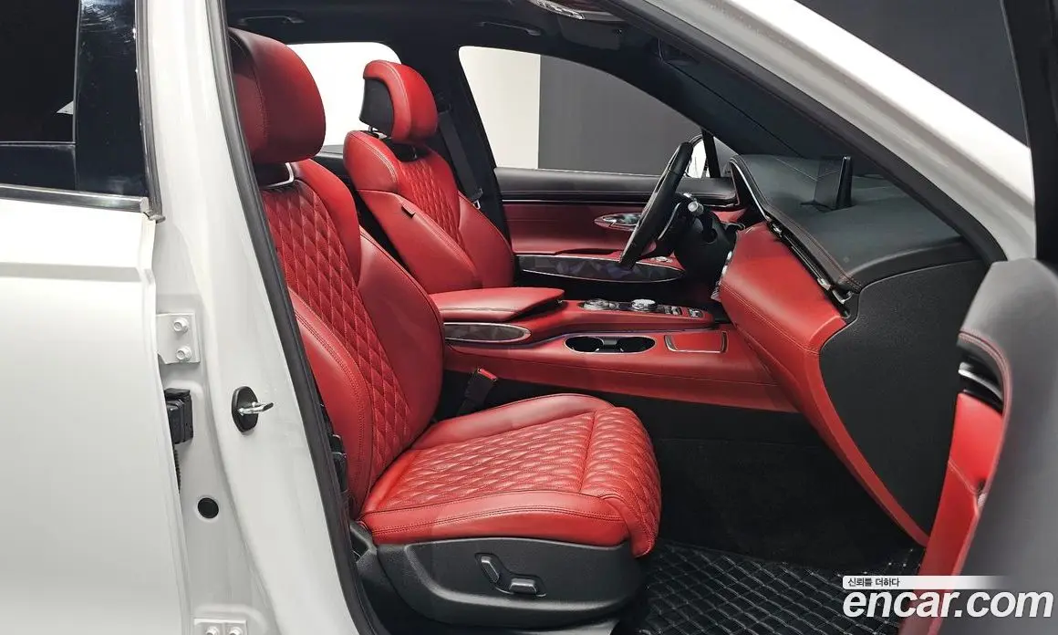 Genesis GV70 2021 2.5 автомат (гидро), фото 13