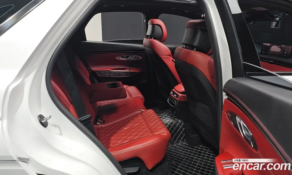 Genesis GV70 2021 2.5 автомат (гидро), фото 16