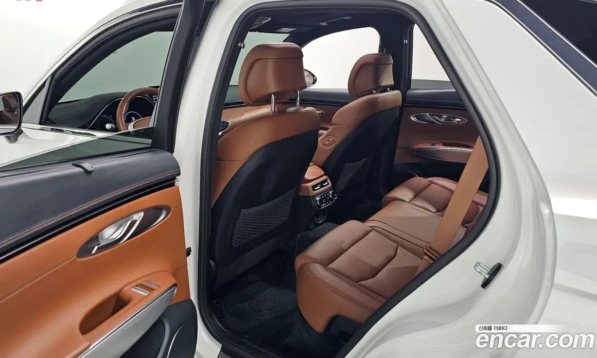 Genesis GV70 2022 2.5 автомат (гидро), фото 31