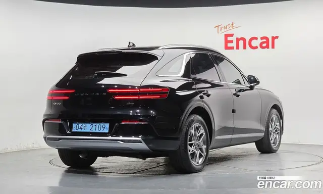 Genesis GV70, 2022, 74 379 км