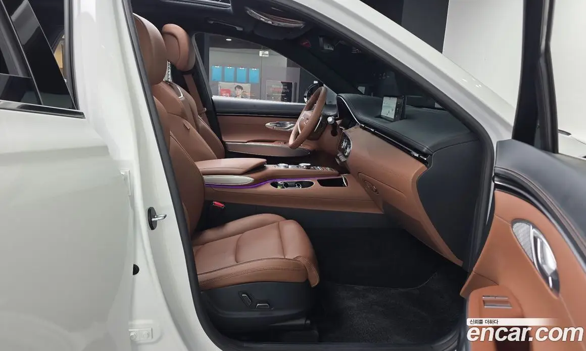 Genesis GV70 2023 2.5 автомат (гидро), фото 16