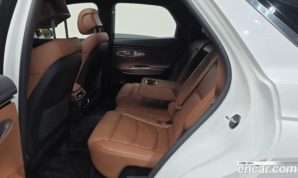 Genesis GV70 2023 2.5 автомат (гидро), фото 18