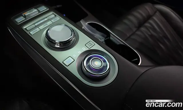 Genesis GV70 2023 2.5 автомат (гидро), миниатюра 9