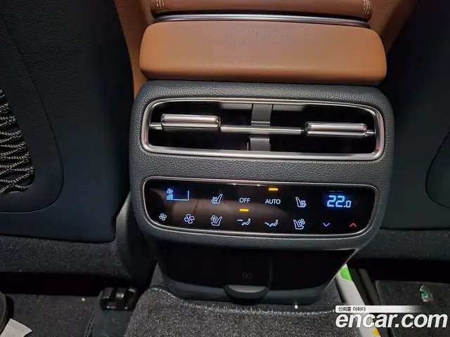 Genesis GV70 2025 2.5 автомат (гидро), миниатюра 11