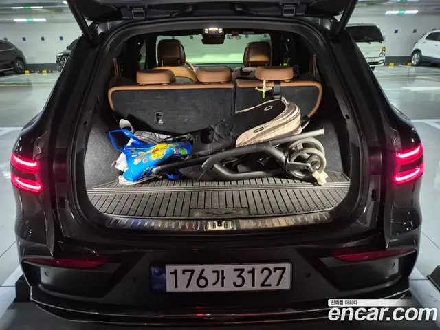 Genesis GV70 2025 2.5 автомат (гидро), миниатюра 4