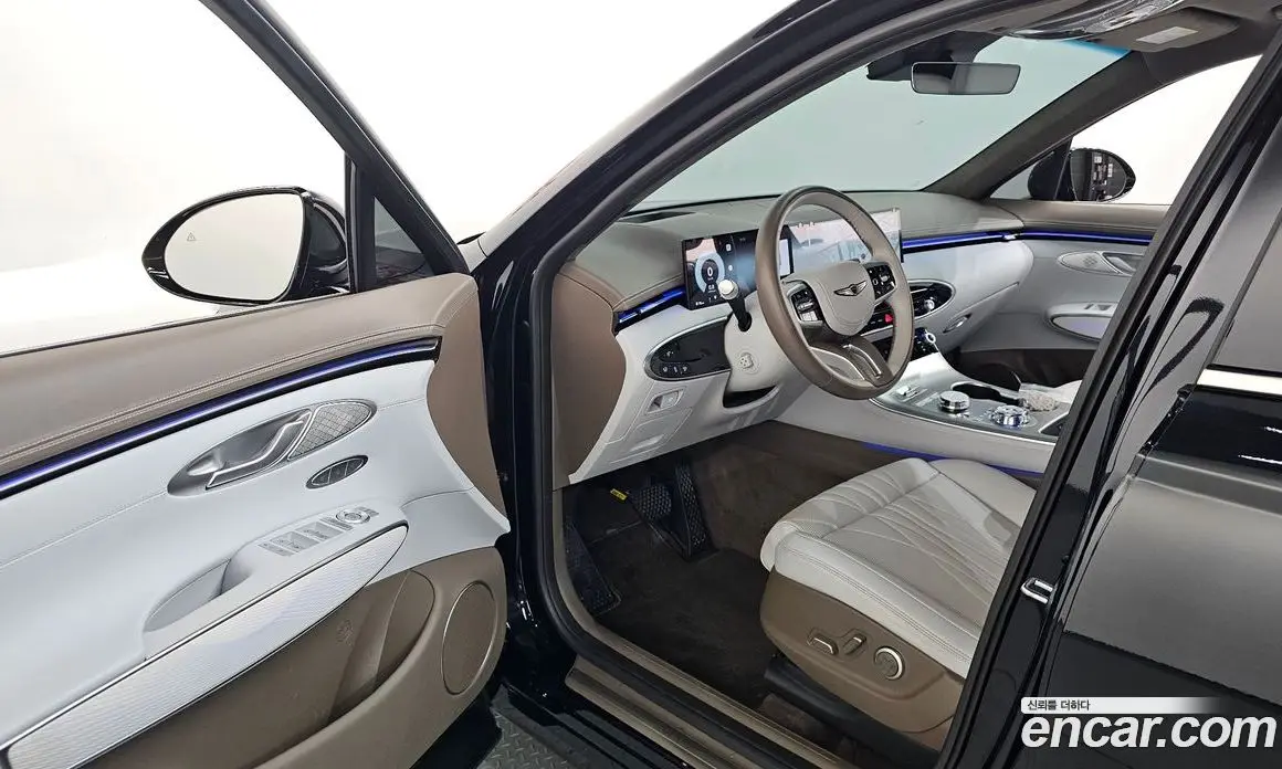 Genesis GV70 2025 2.5 автомат (гидро), фото 13