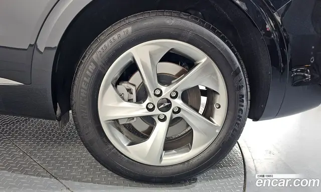 Genesis GV70 2025 2.5 автомат (гидро), миниатюра 7
