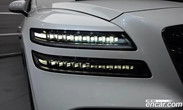 Genesis GV80 2024 2.5 автомат (гидро), миниатюра 8