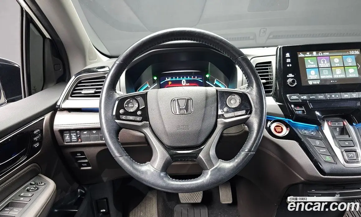 Honda Odyssey 2018 3.5 автомат (гидро), фото 19 Honda Odyssey 2018 3.5 автомат (гидро), фото 19
